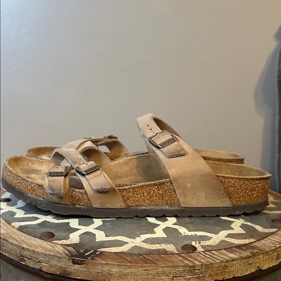 Birkenstock Tan Double Strap Sandals women’s 9 - Picture 7 of 10